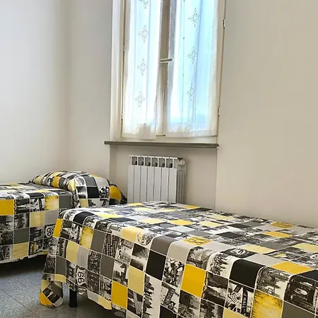 M341 - Marcelli, Trilocale Con Giardino A Due Passi Dal Mare *