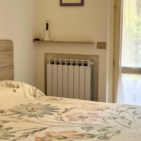 M341 - Marcelli, Trilocale Con Giardino A Due Passi Dal Mare Apartment
